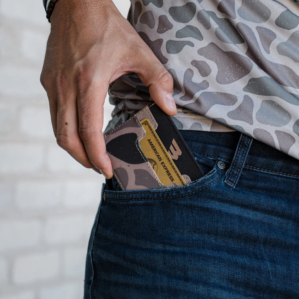 Burlebo | CC Wallet