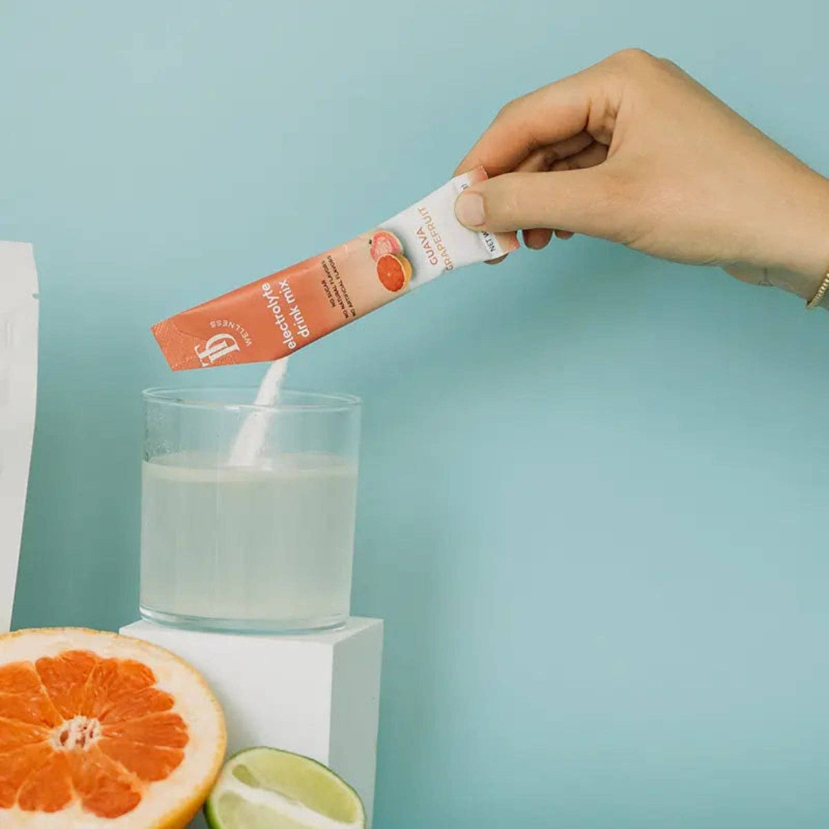 Taylor Dukes Electrolyte Drink Mix - Guava Grapefruit (2)